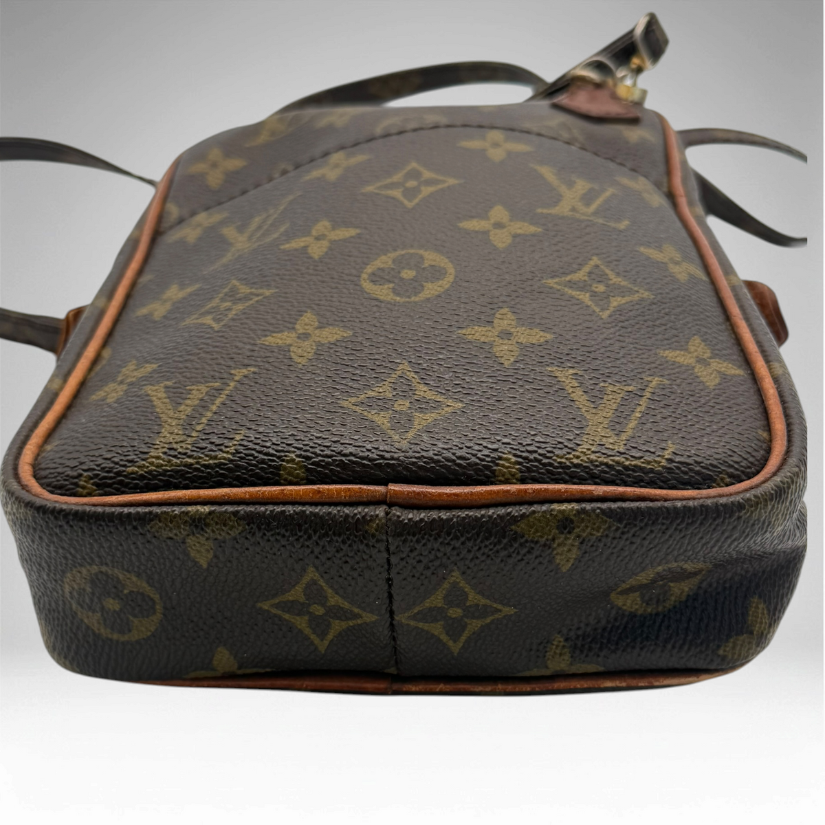 Vintage Louis Vuitton crossbody