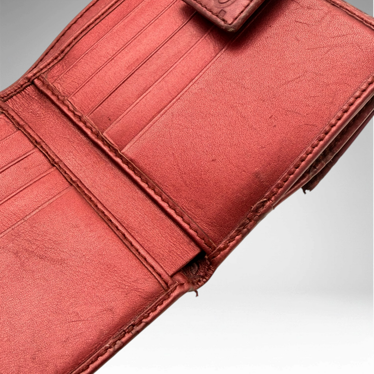 Red gucci gg wallet