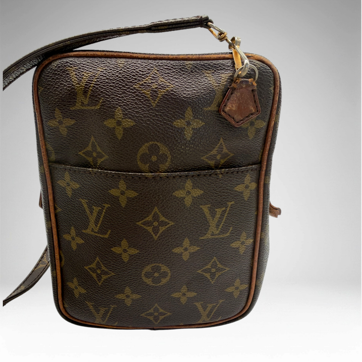 Vintage Louis Vuitton crossbody