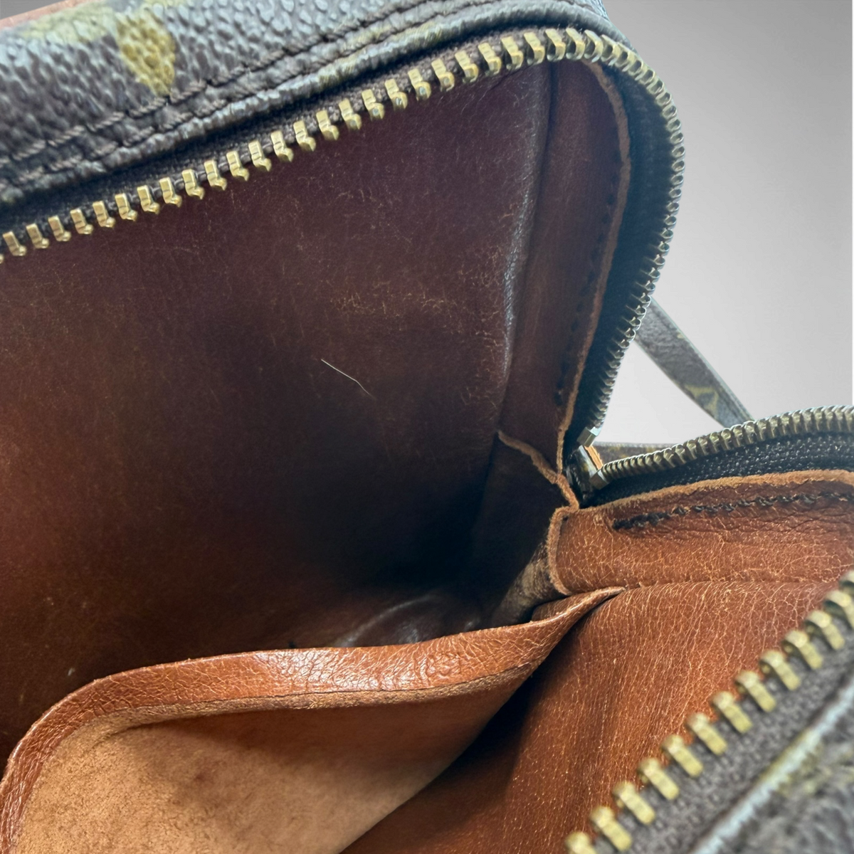 Vintage Louis Vuitton crossbody