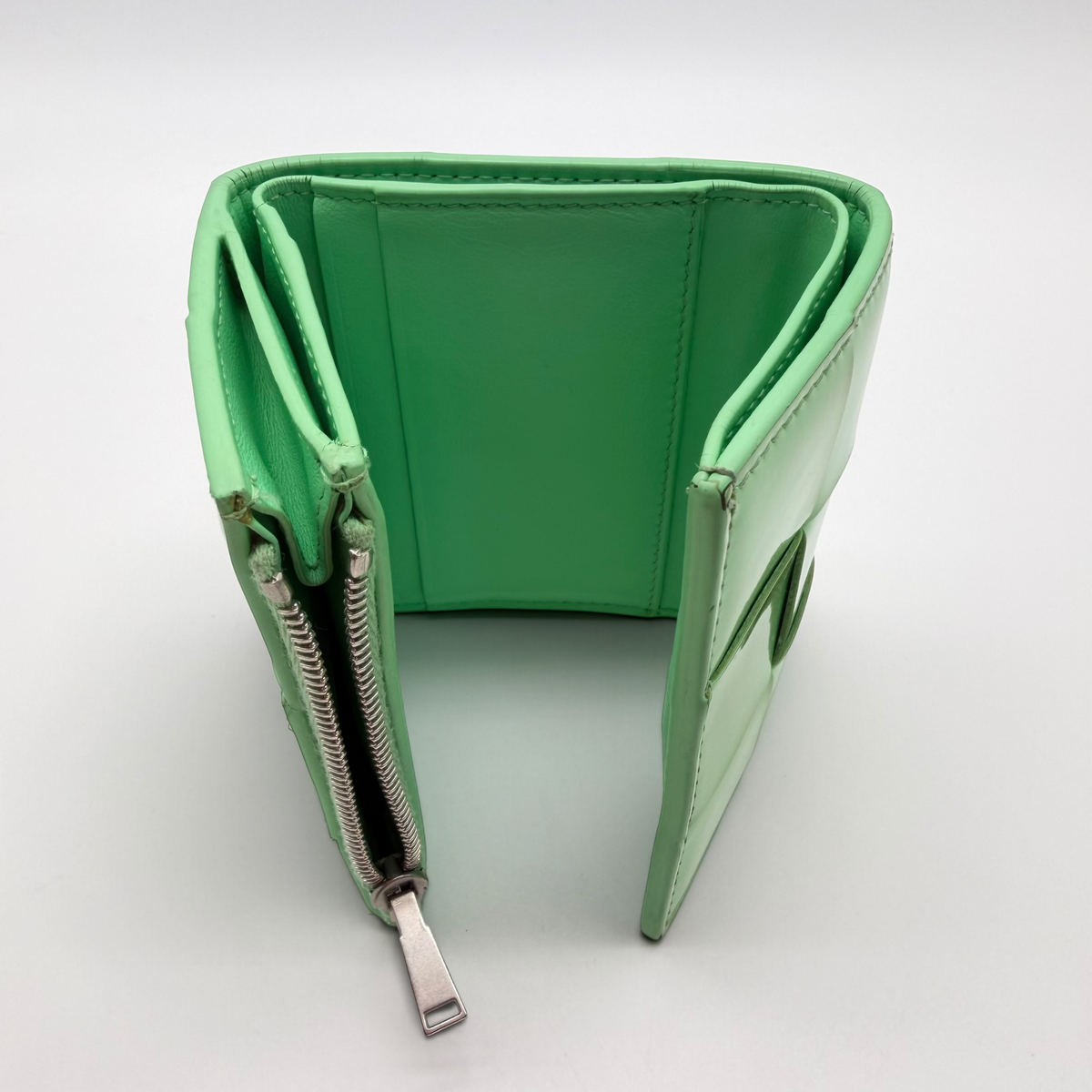 Bottega Veneta padded Intrecciato patent leather tri-fold wallet in green, view 5