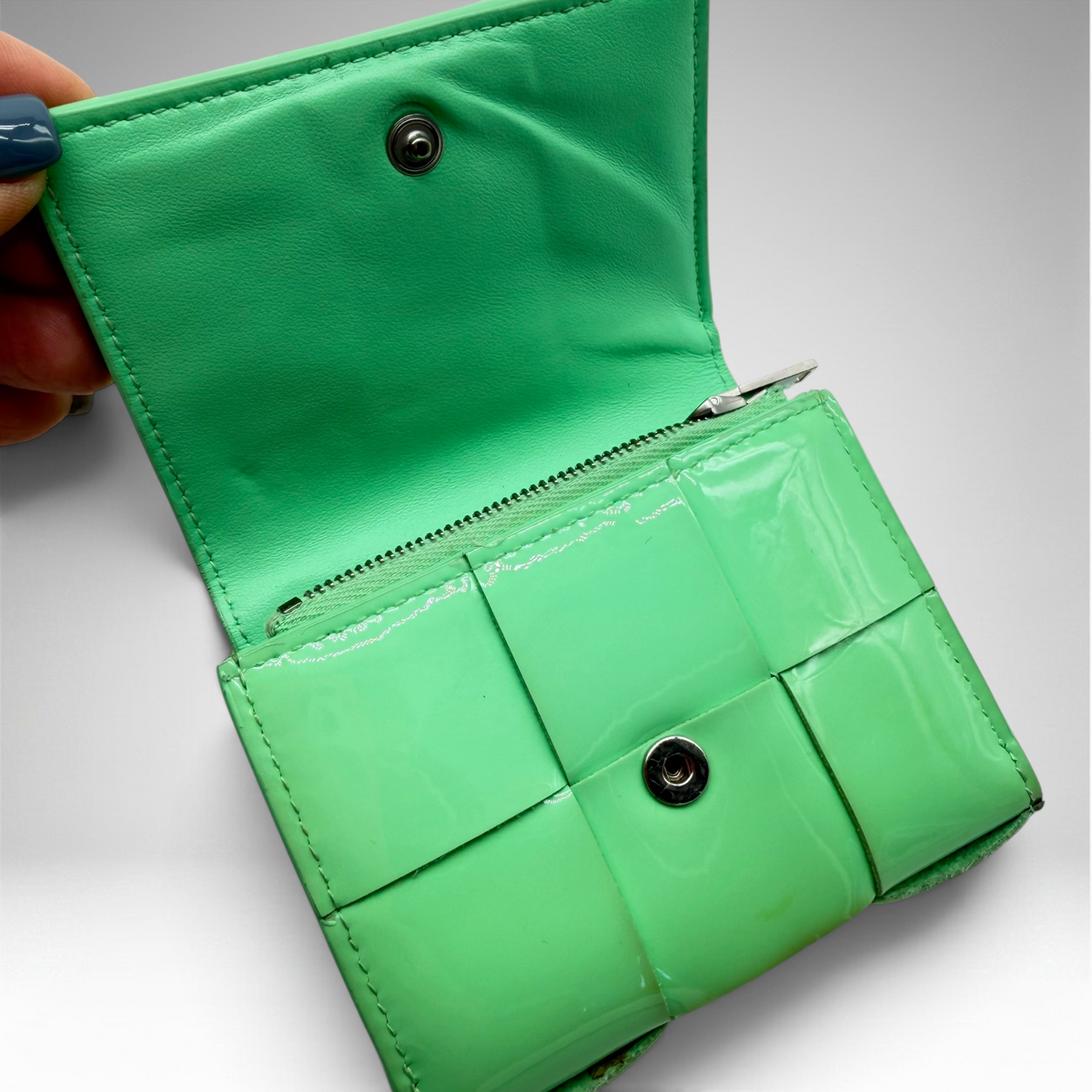Bottega Veneta padded Intrecciato patent leather tri-fold wallet in green, view 7