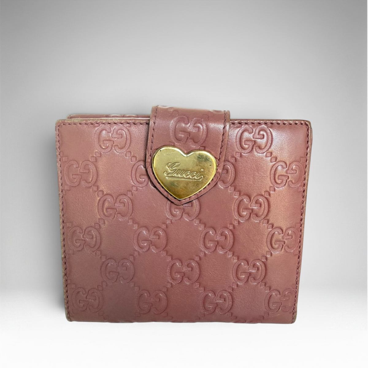 Gucci salmon gg wallet