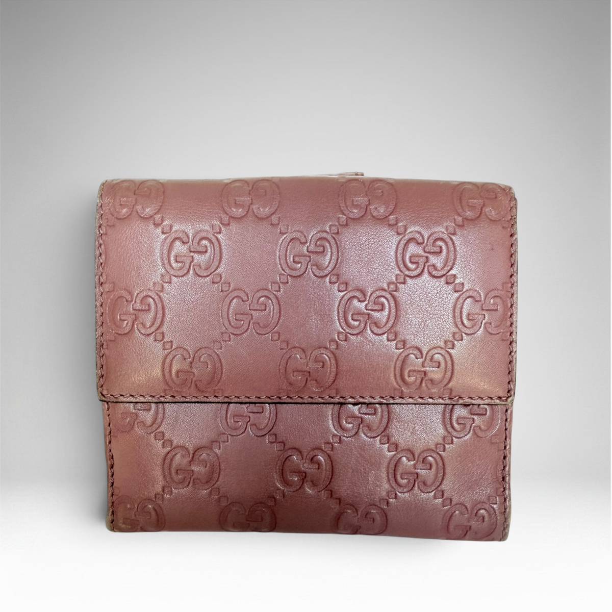 Gucci salmon gg wallet