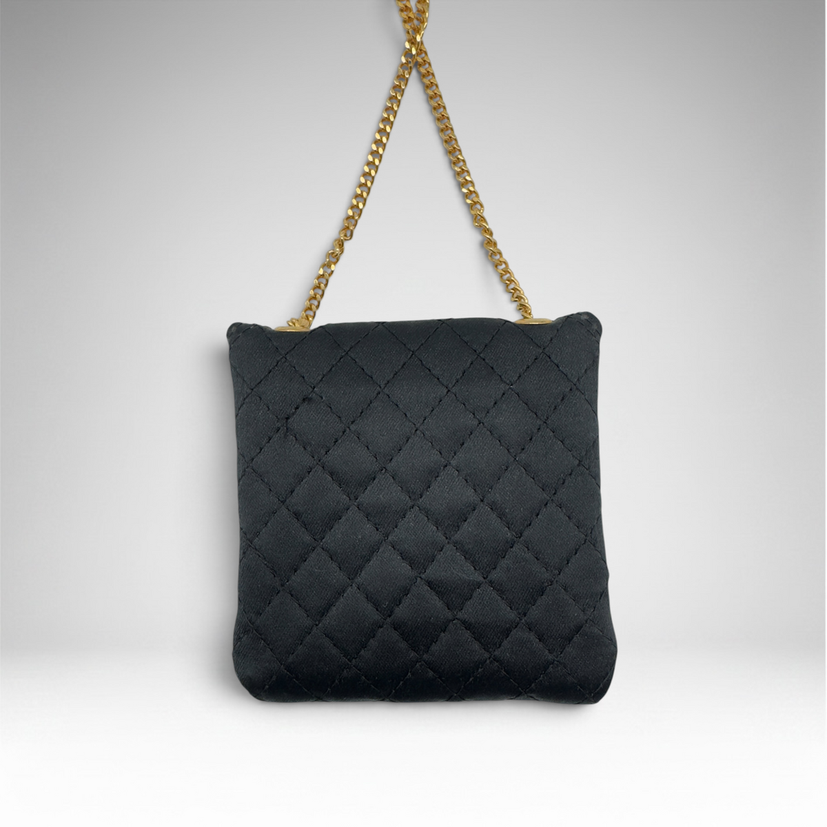 Chanel cloth pouch chain