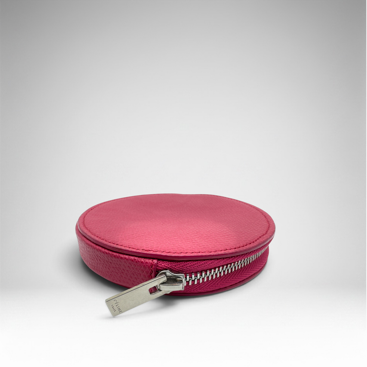 Celine round zip coin purse in vivid pink grained calfskin, view 3