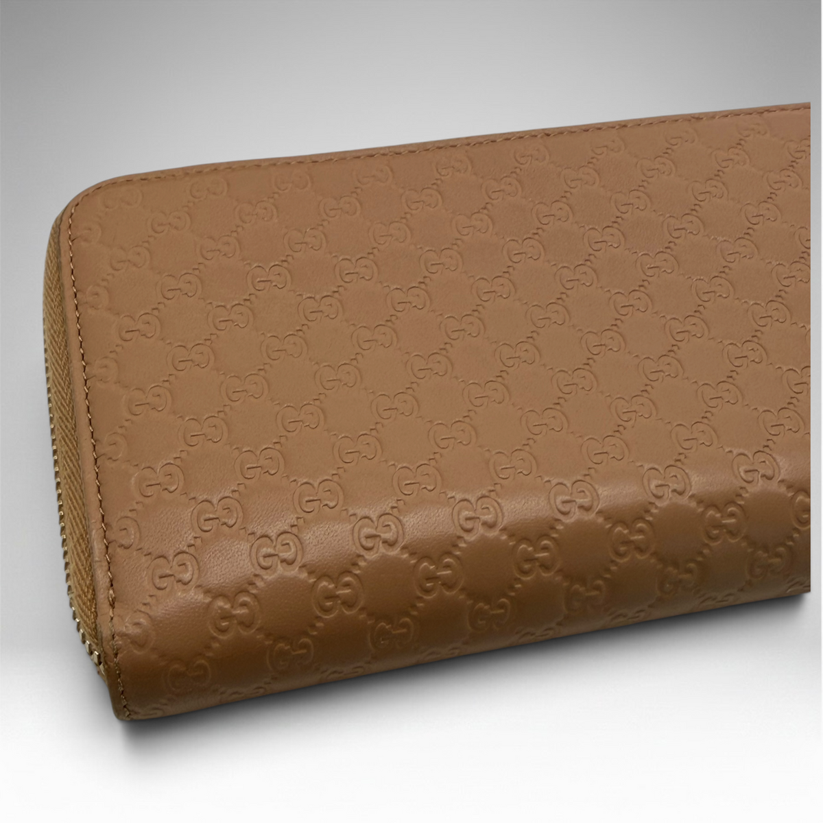 Gucci brown GG wallet