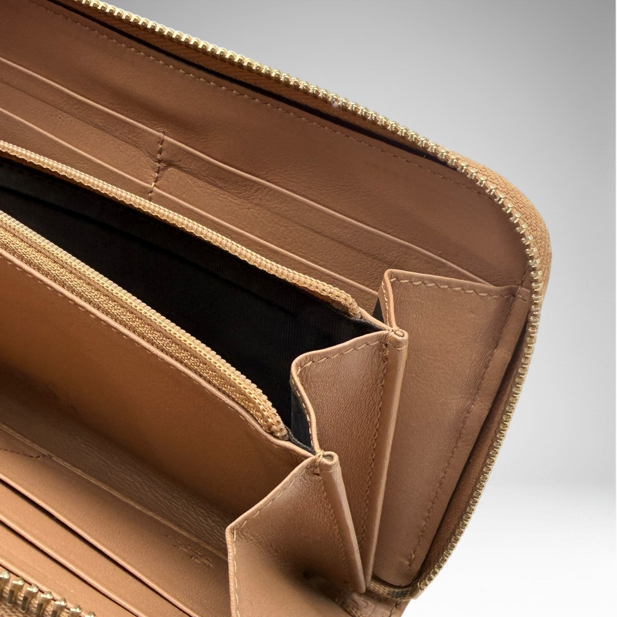 Gucci brown GG wallet