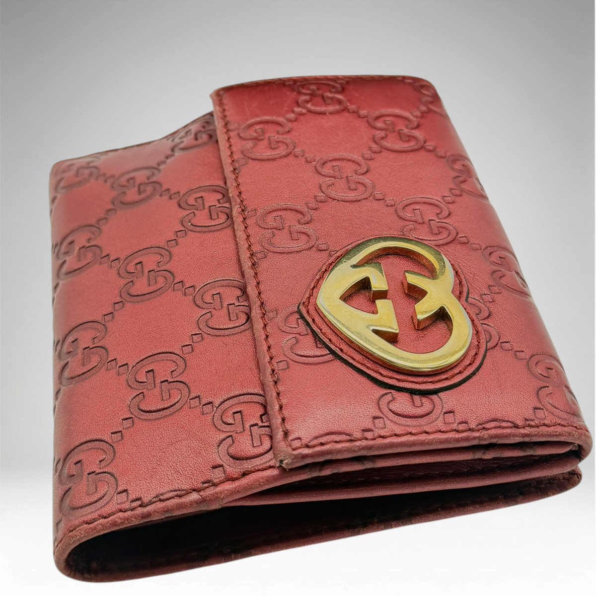 Red gucci gg wallet