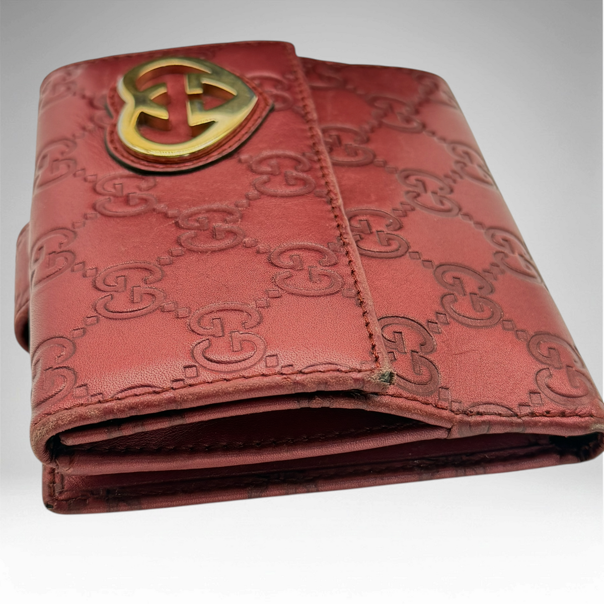 Red gucci gg wallet