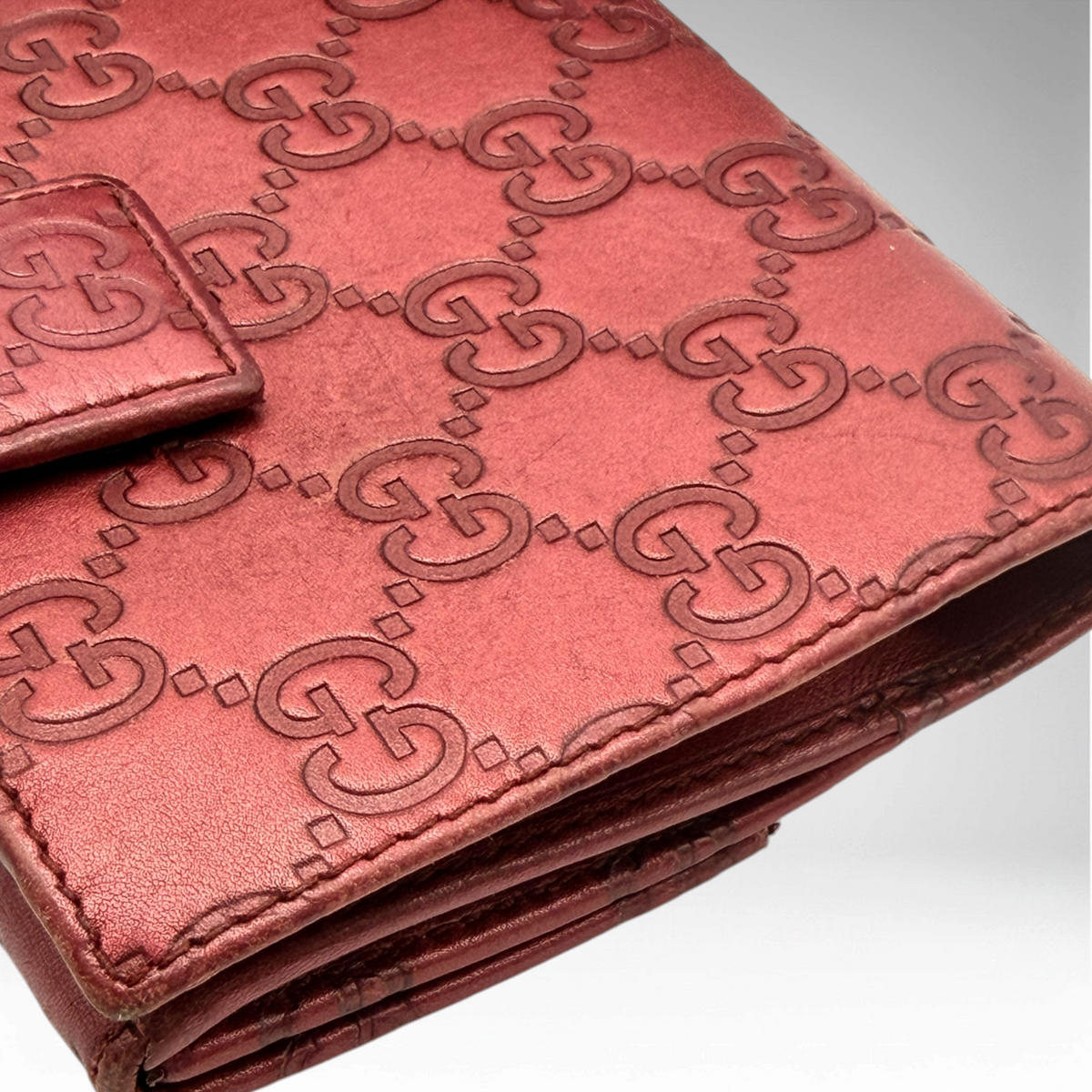 Red gucci gg wallet