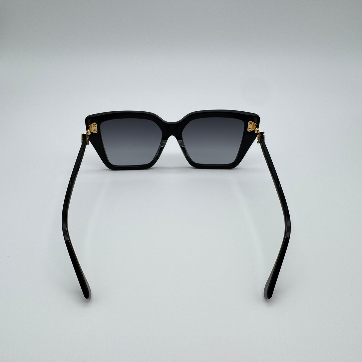 Fendi FF Diamonds Oversized Square Sunglasses – Black Gold
