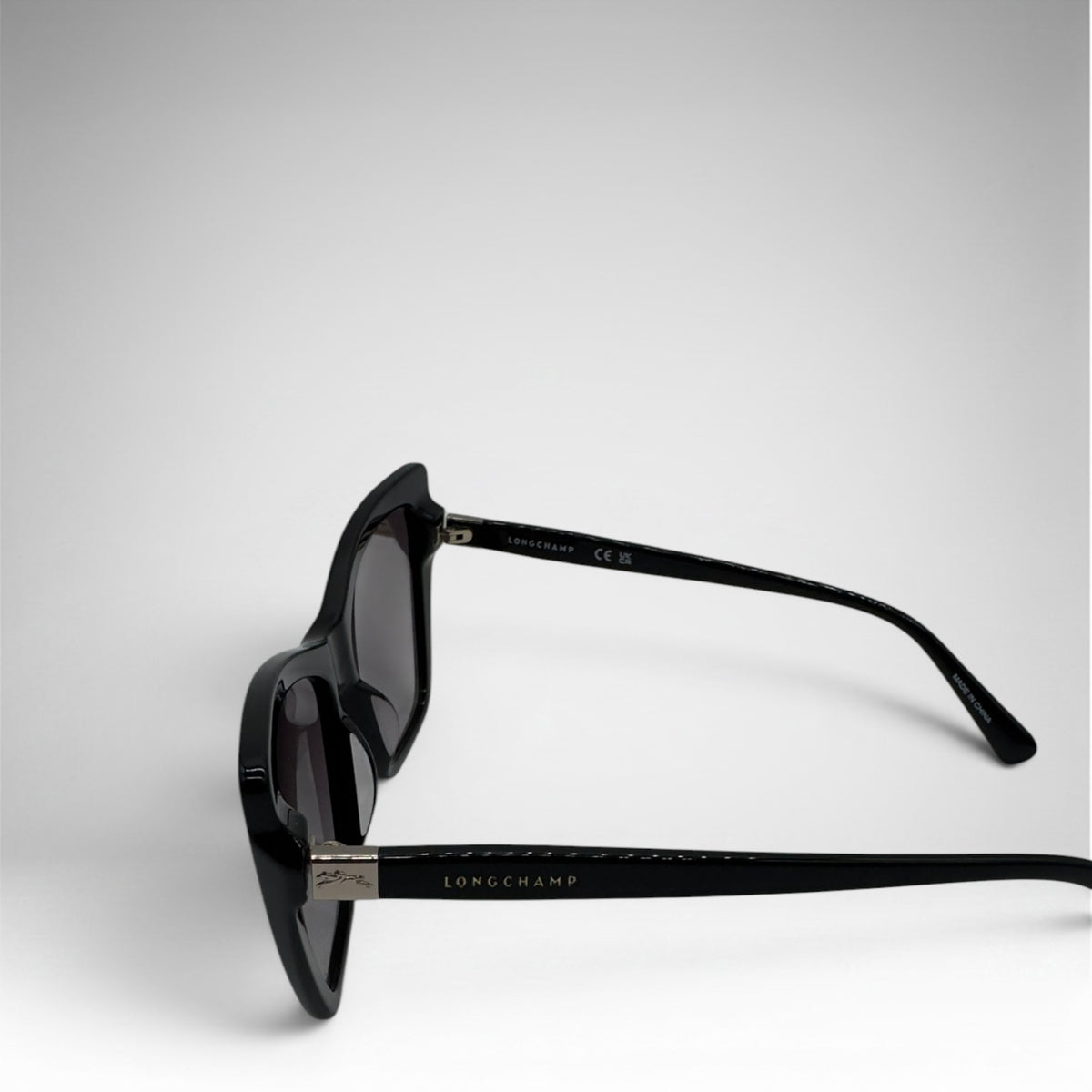 Longchamp LO669S Cat-Eye Sunglasses – Black