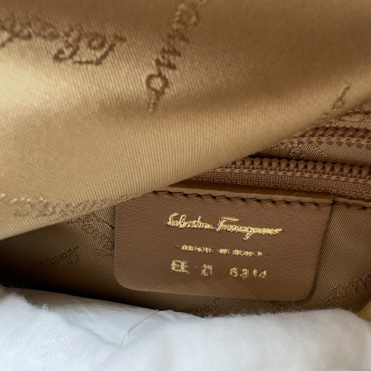 Salvatore Ferragamo | Snakeskin Hobo Shoulder Bag | Natural Beige